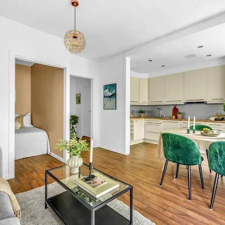 Apartamento Exclusive 2 Bed At Frogner - Walk To Royal Palace & Aker Brygge - New 2026 Oslo
