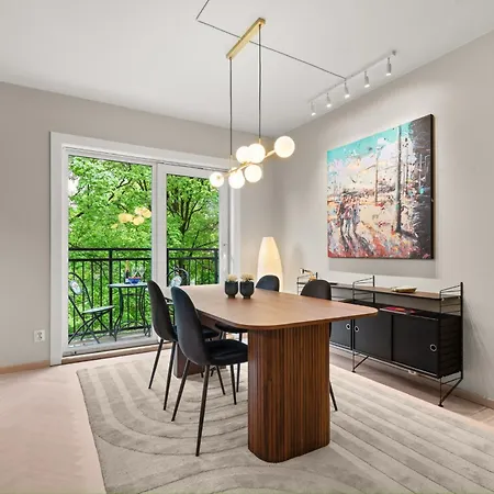 Daire Exclusive 2 Bed At Frogner - Walk To Royal Palace & Aker Brygge - New 2026 Oslo